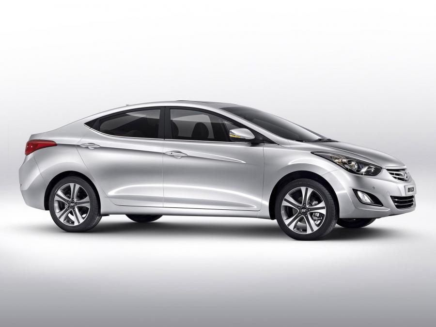  Hyundai Elantra Langdong 2012 года  (фото 4 из 7)